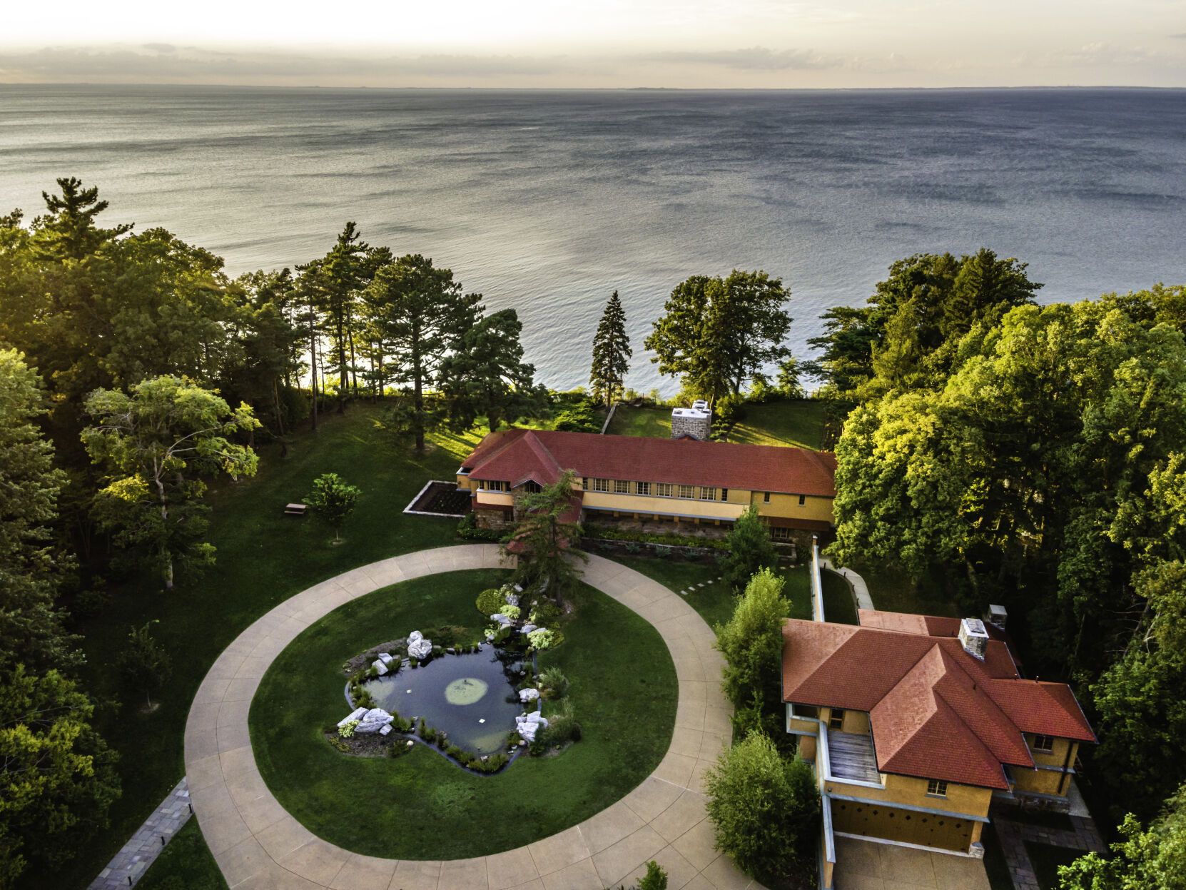 Frank Lloyd Wright's Graycliff